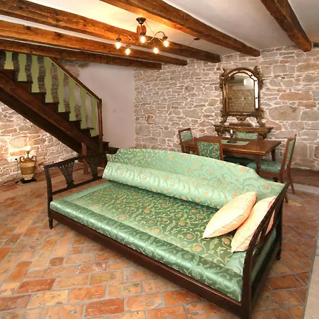 Bed & Breakfast Kastel Kastelir Kastelir
