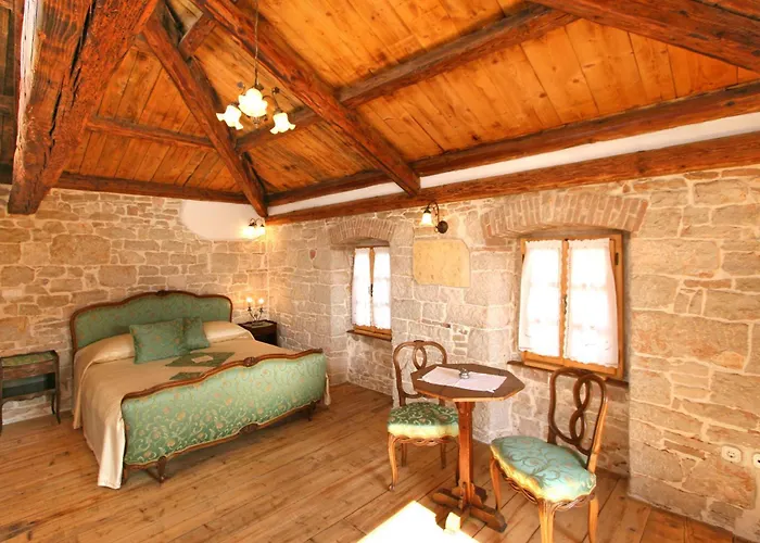 Kastel Kaštelir