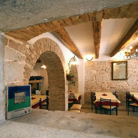 Kastel Frühstückspension Kaštelir